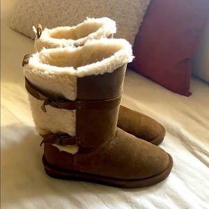 Bearpaw Ugg type Boots